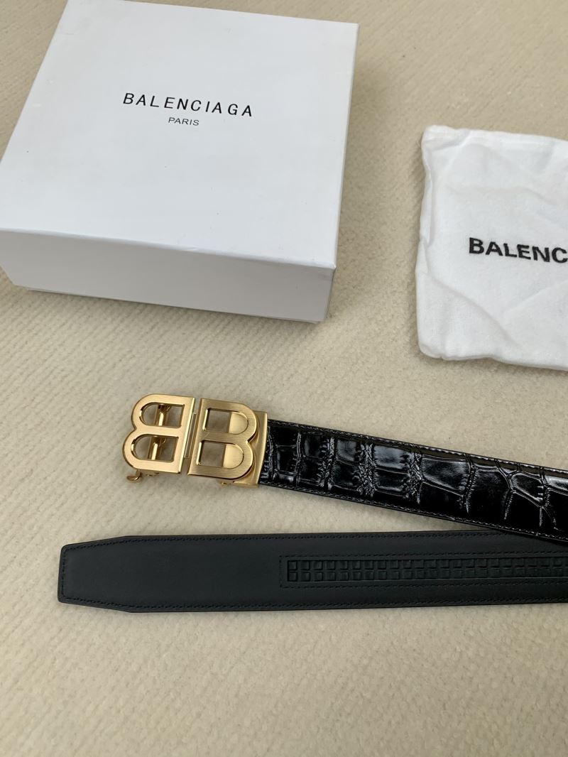 BALENCIAGA